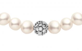 Diamond & Pearl Pompon (L) - Redline