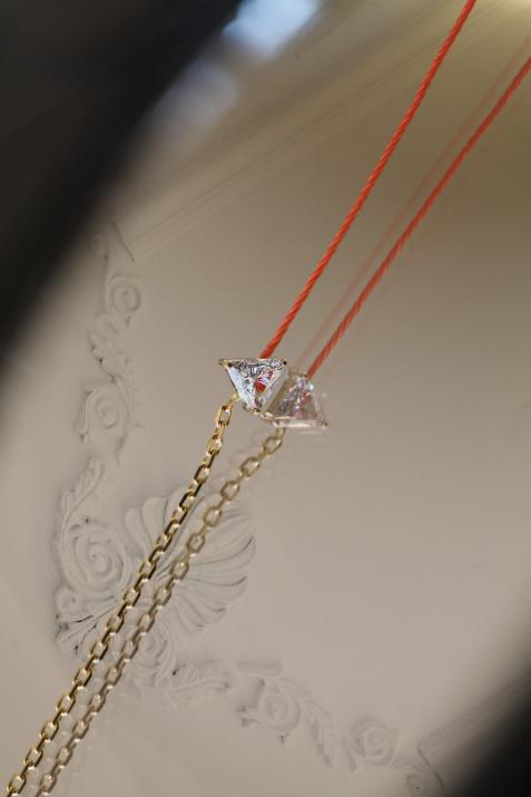 Son Impératrice 0.20克拉三角形钻石黄金半绳半链女士手链 - Redline - 0++