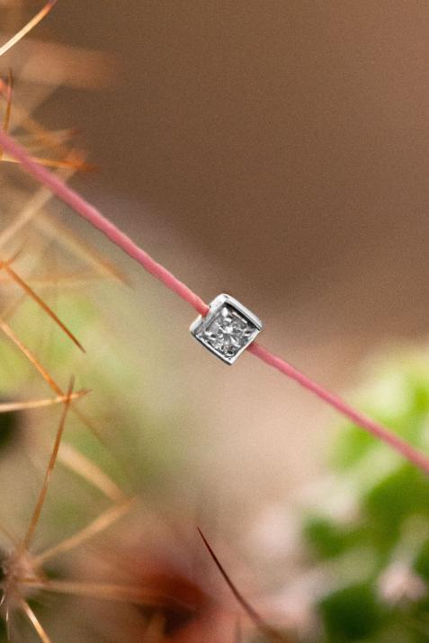 Amy白金方形钻石细绳手链 - Redline - 0++