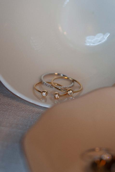 Si Audacieuse Bébé Pure 0.10克拉圆形钻石白金戒指 - Redline - 0++