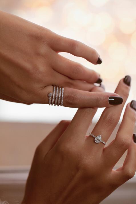 Maniérée 0.65克拉圆形钻石黄金戒指 - Redline - 0++