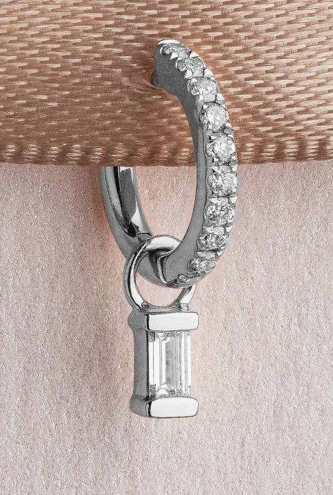 Comtesse Charm 挂件 白金 - Redline - 0++