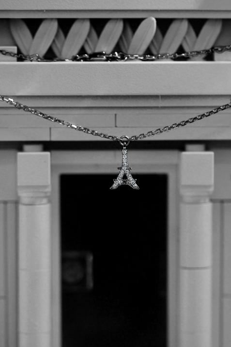 Mademoiselle Paris 0.05克拉巴黎铁塔圆形钻石黑金链制女士项链 - Redline - 0++