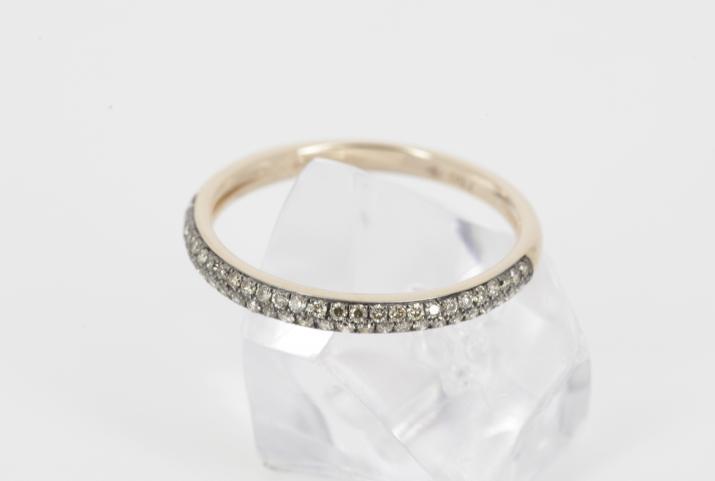 Amour Champagne 0.21克拉圆形钻石黄金戒指 - Redline - 0++