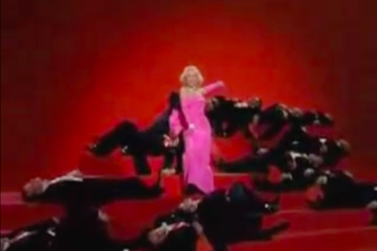 Commencer l'année par scintiller !